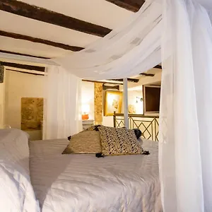 https://la-casetta-di-alice.palermohotels.org